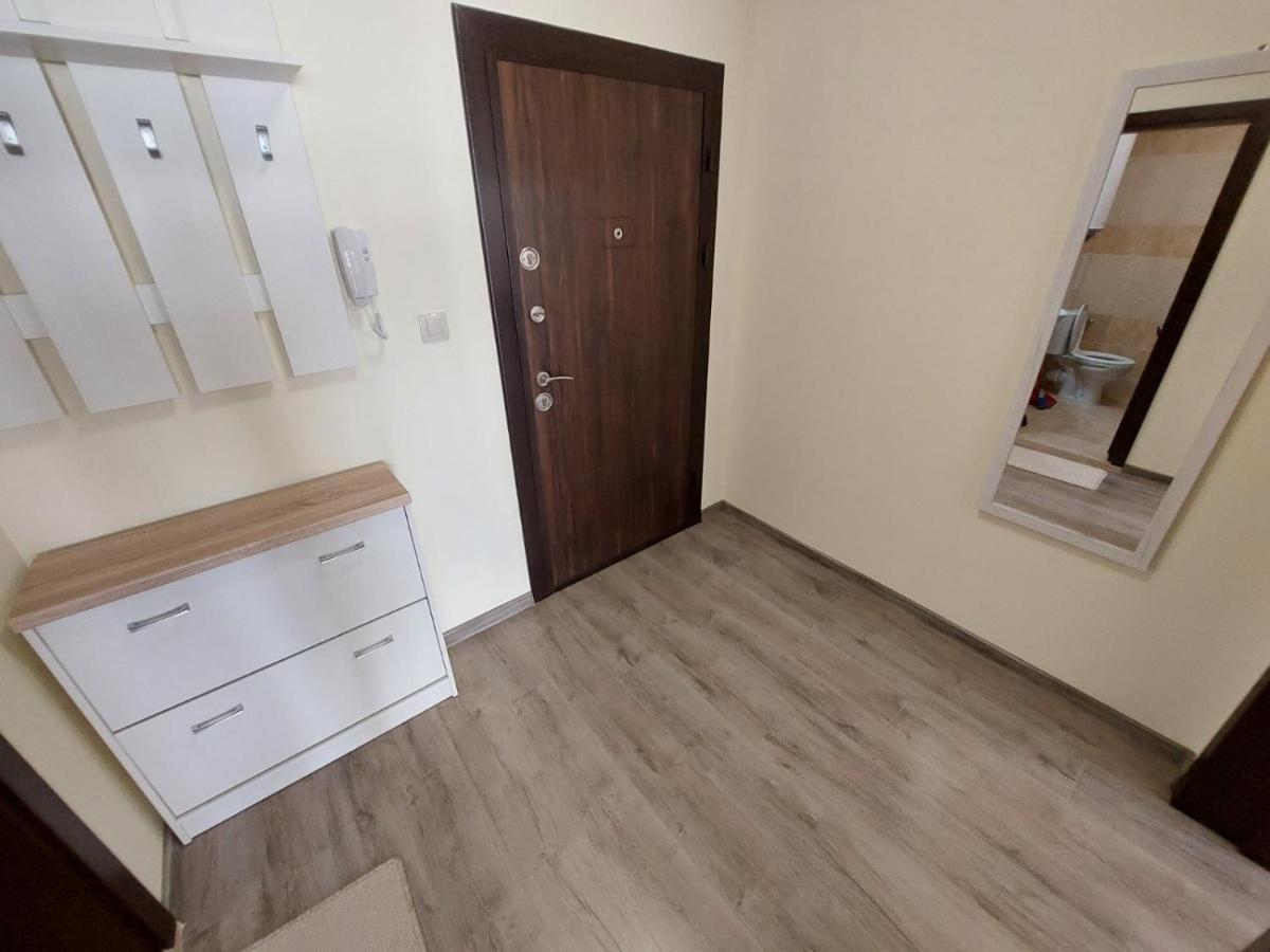Апартаменти За Гости Делукс Burgas Exterior foto