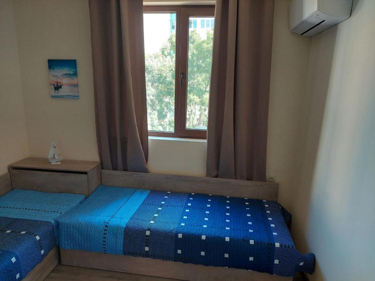 Апартаменти За Гости Делукс Burgas Exterior foto